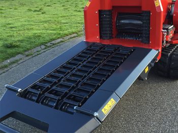 Heavy duty 3-rows forged steel infeedchain